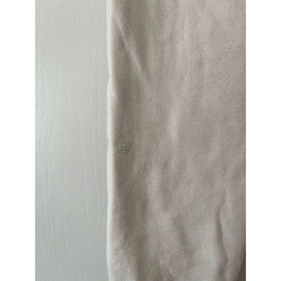 Lululemon Scuba Relaxed High-Rise Jogger in White Opal - Picture 4 of 5